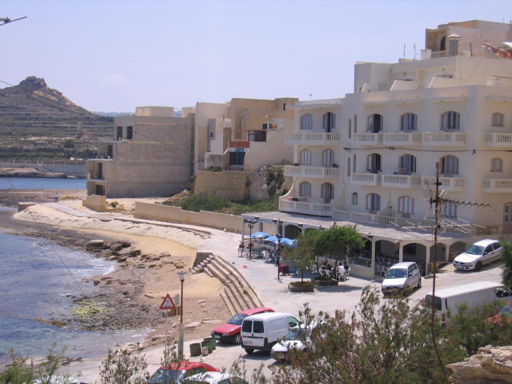 Horizon Apartments Gozo Marsalforn Bagian luar foto