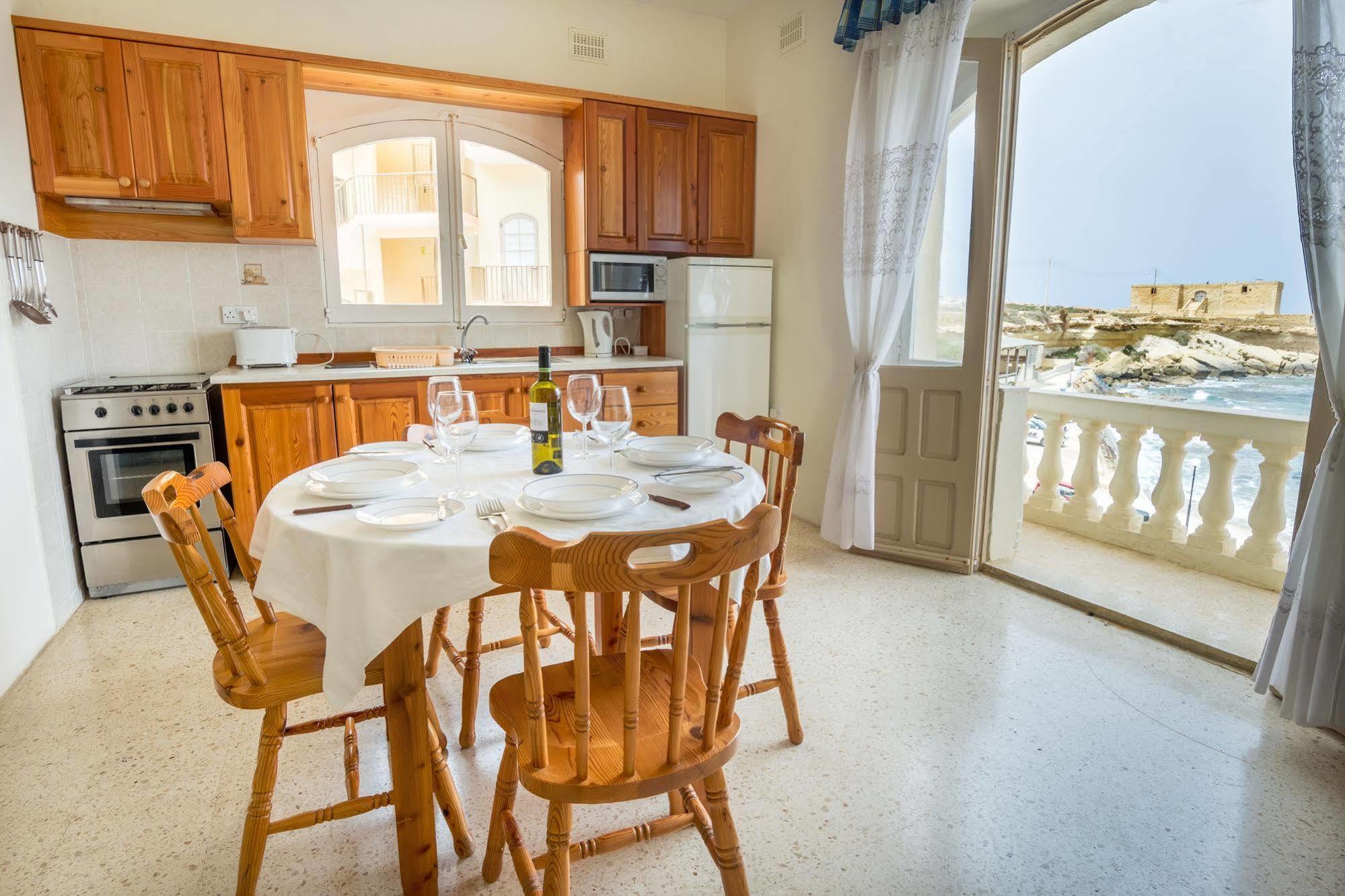Horizon Apartments Gozo Marsalforn Bagian luar foto