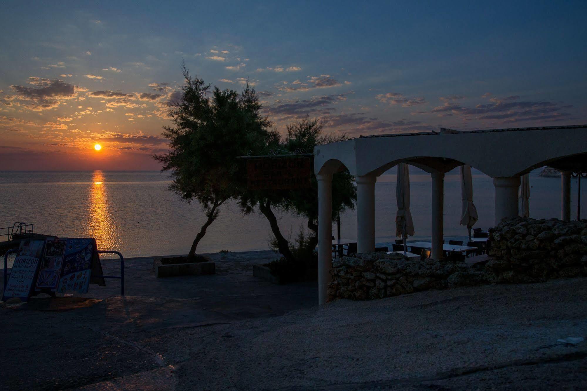 Horizon Apartments Gozo Marsalforn Bagian luar foto